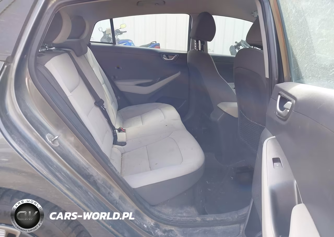 2022 Hyundai Ioniq Hybrid Blue VIN:KMHC65LCXNU275305 - 8