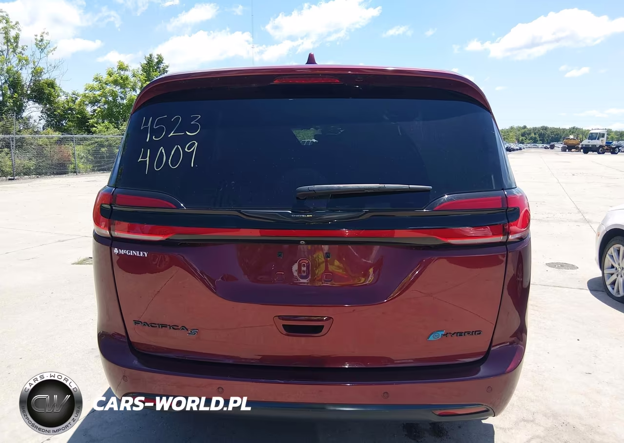 2022 Chrysler Pacifica Hybrid Limited VIN:2C4RC1S75NR137138 - 17