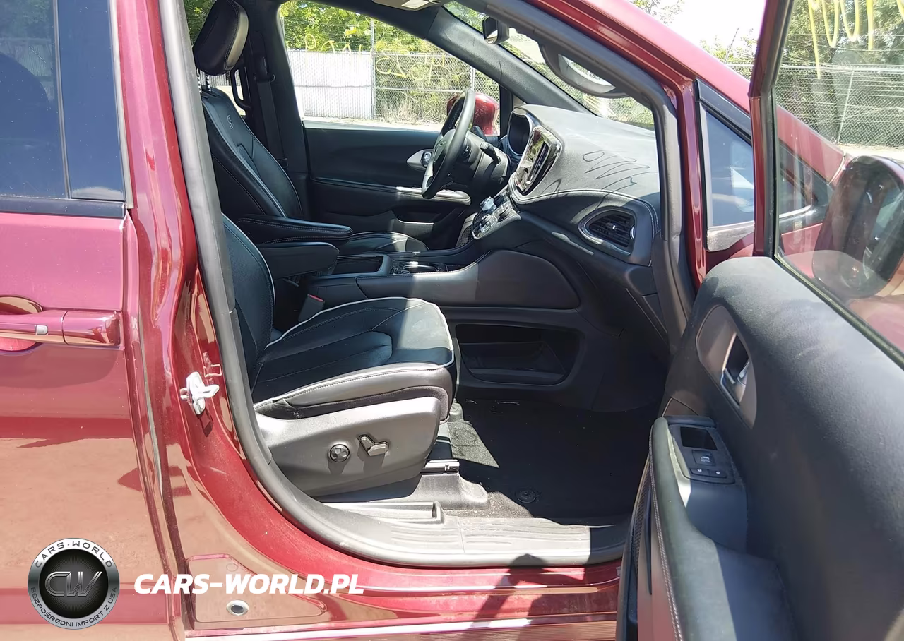 2022 Chrysler Pacifica Hybrid Limited VIN:2C4RC1S75NR137138 - 5