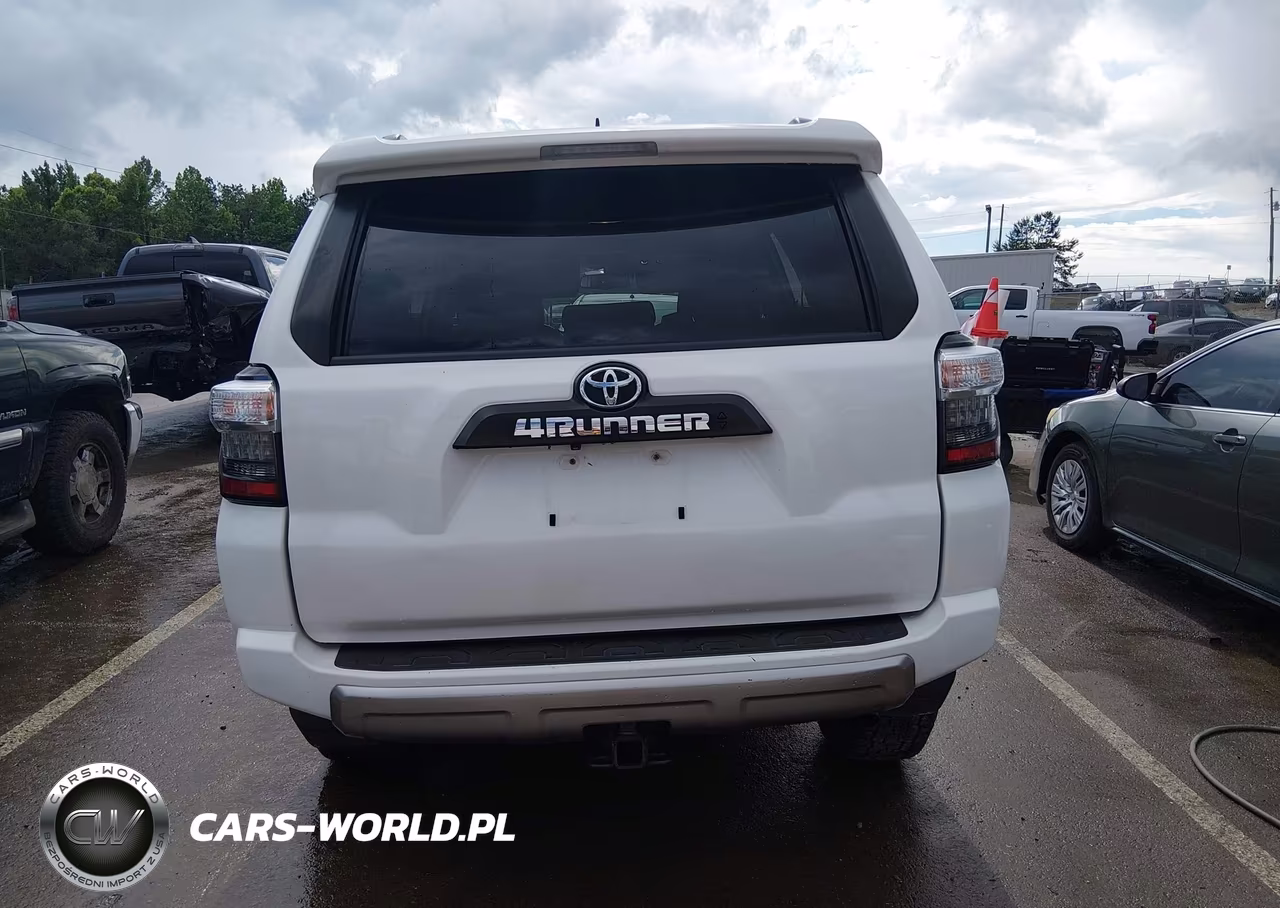 2022 Toyota 4Runner Trd Off Road VIN:JTEPU5JR6N6019021 - 17