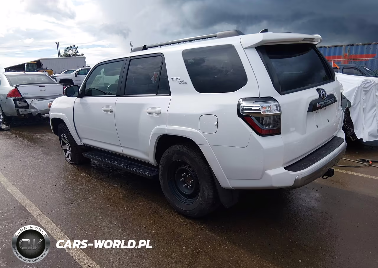 2022 Toyota 4Runner Trd Off Road VIN:JTEPU5JR6N6019021 - 3