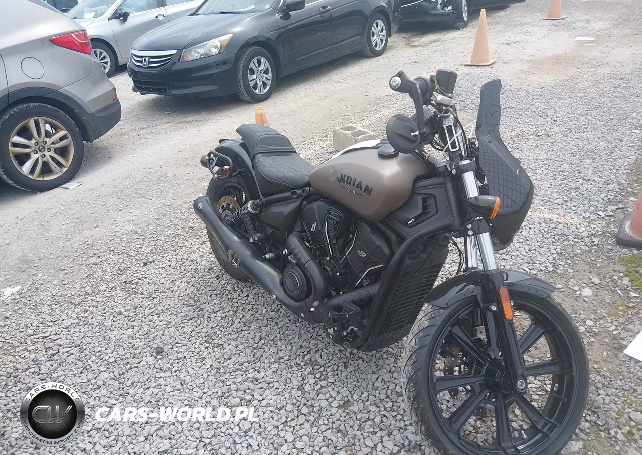 2025 Indian Motorcycle Co. Sport Scout Limited +Tech – zdjęcie 1 z 12