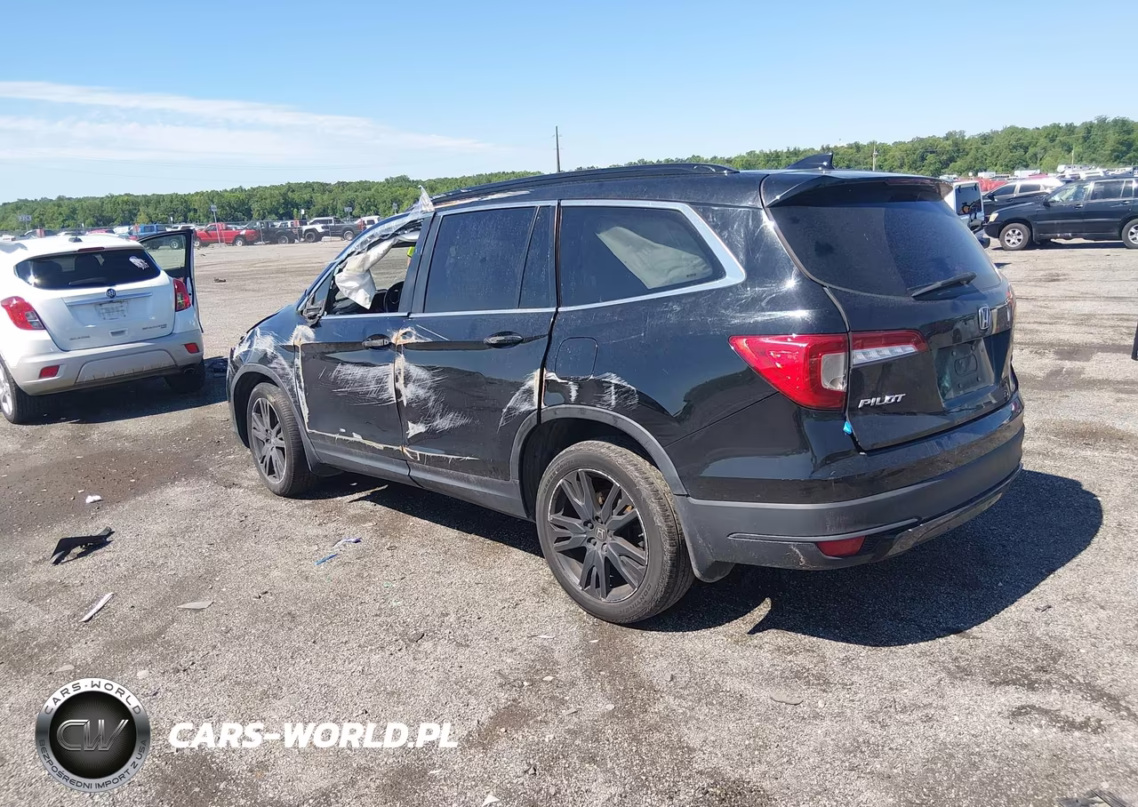 2022 Honda Pilot Awd Special Edition VIN:5FNYF6H23NB068697 - 3