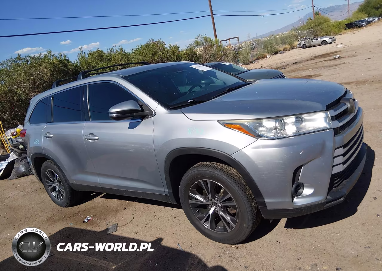 2019 Toyota Highlander Le VIN:5TDZZRFH7KS313691 - 12
