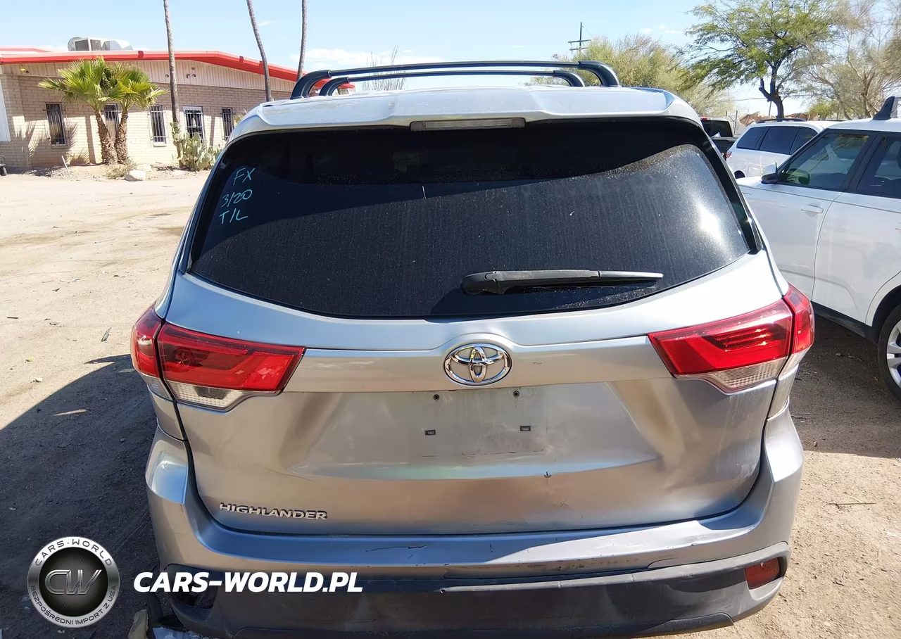 2019 Toyota Highlander Le VIN:5TDZZRFH7KS313691 - 15