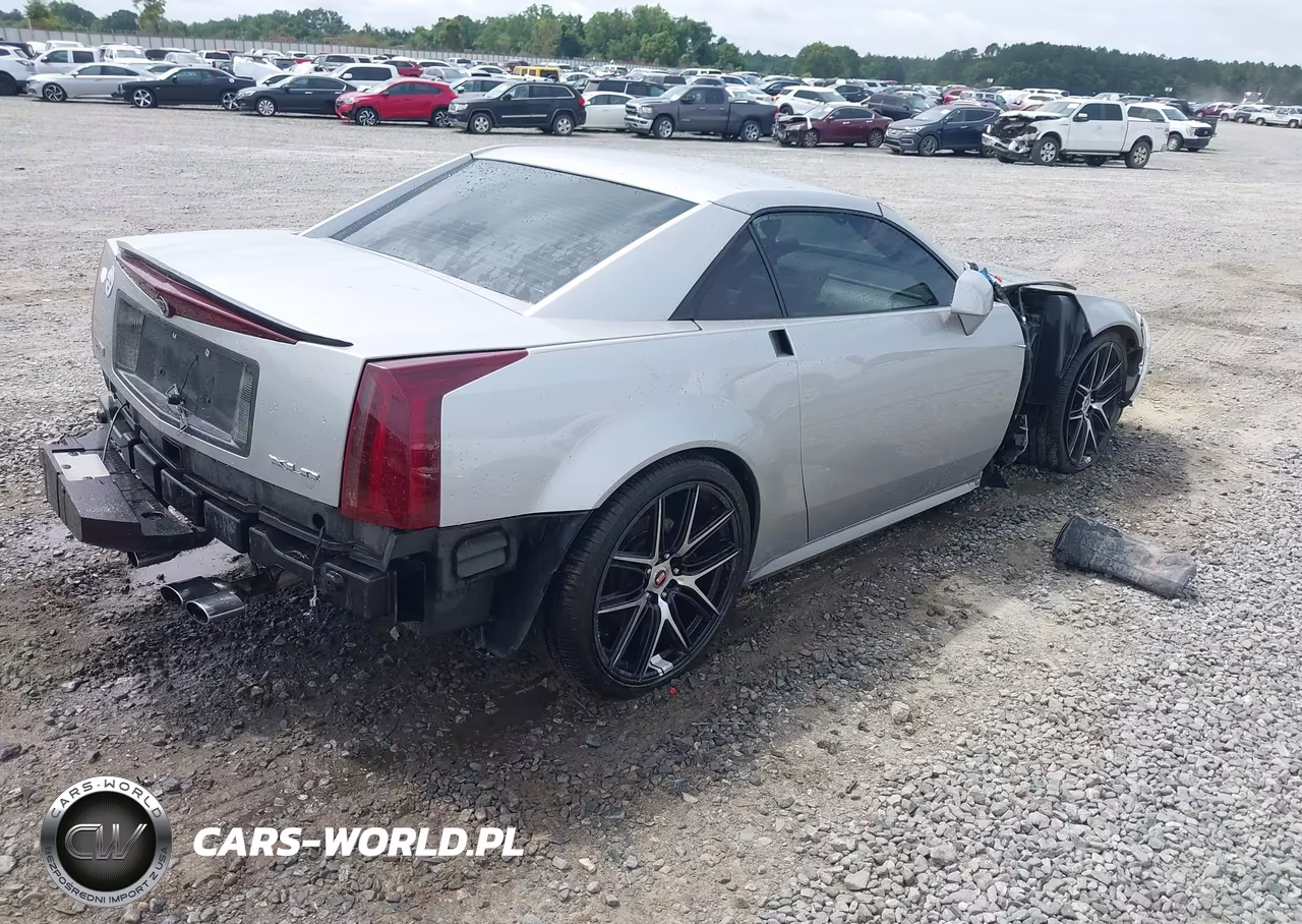 2005 Cadillac Xlr Standard VIN:1G6YV34A855603560 - 4