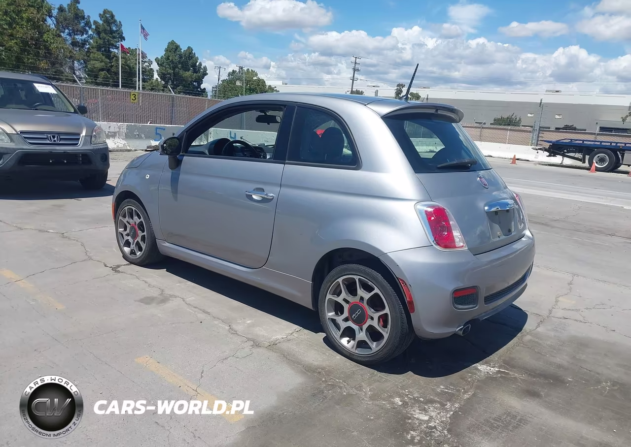 2015 Fiat 500 Sport VIN:3C3CFFBR6FT647612 - 3