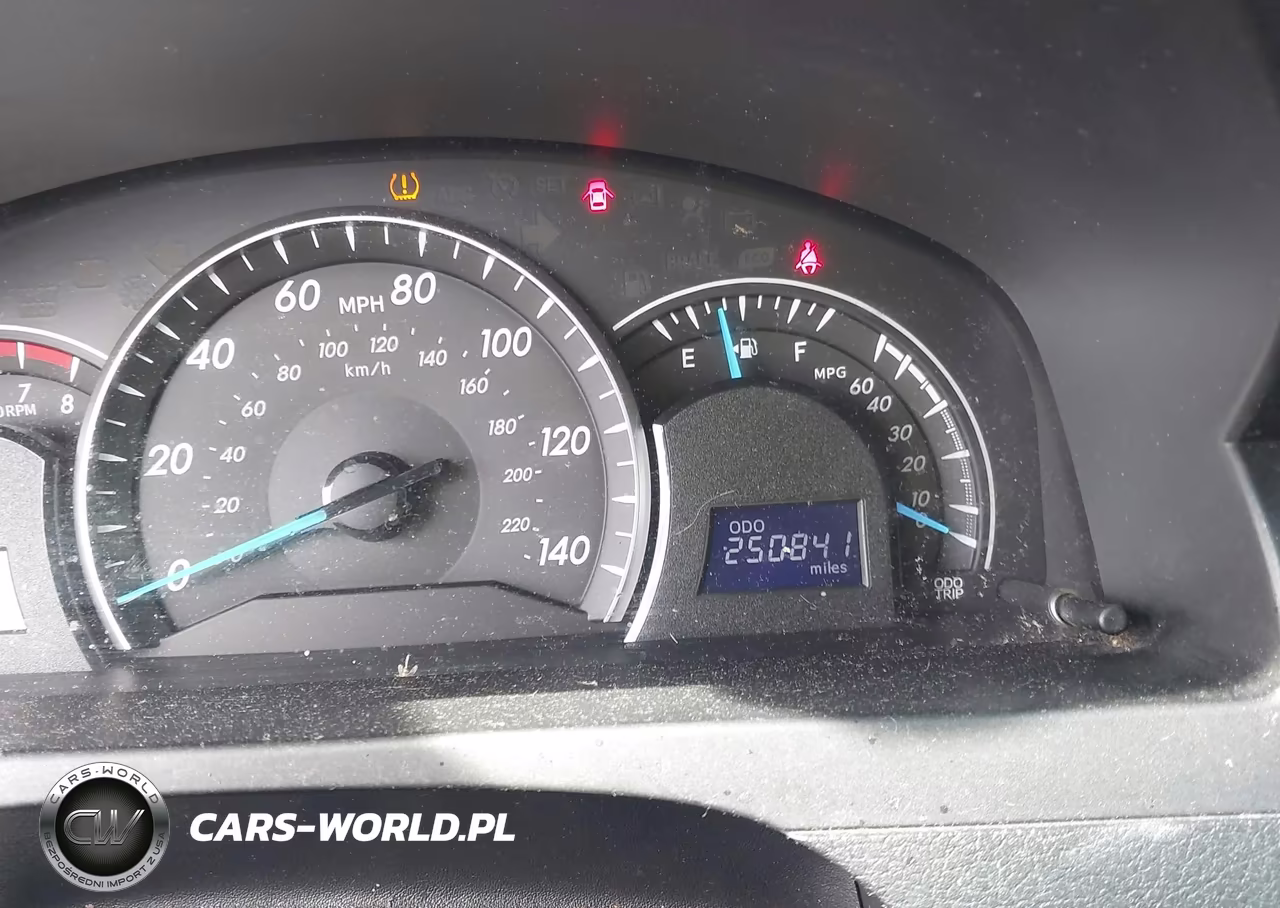 2012 Toyota Camry Le VIN:4T4BF1FKXCR187350 - 16