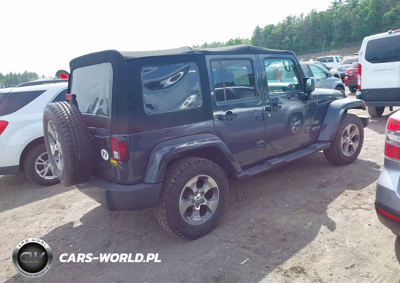 2018 Jeep Wrangler Jk Unlimited Sahara 4X4 VIN:1C4BJWEG5JL830035 - 4
