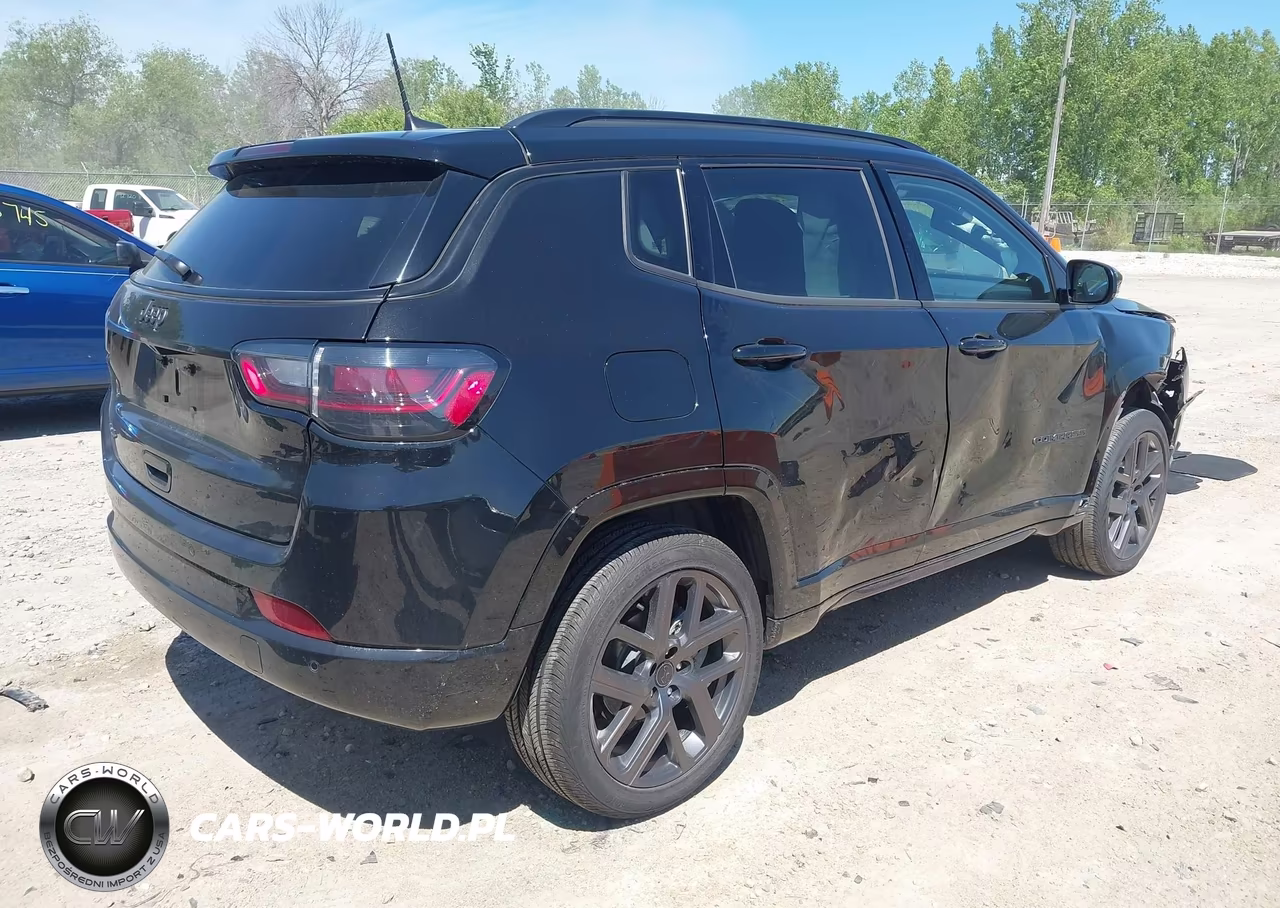 2025 Jeep Compass Limited 4X4 VIN:3C4NJDCN3ST537730 - 4