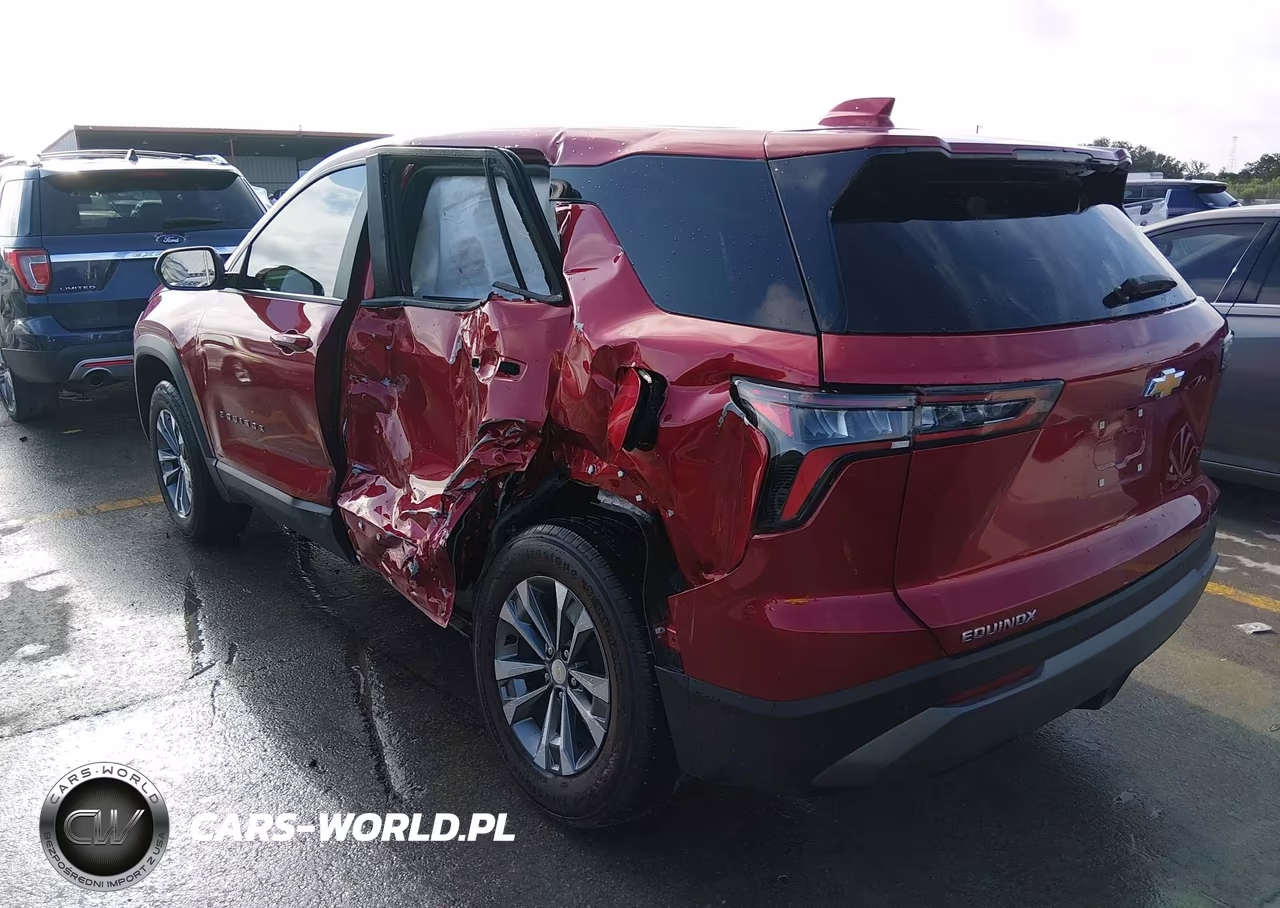 2026 Chevrolet Equinox Fwd Lt VIN:3GNAXHEG6TL211836 - 3