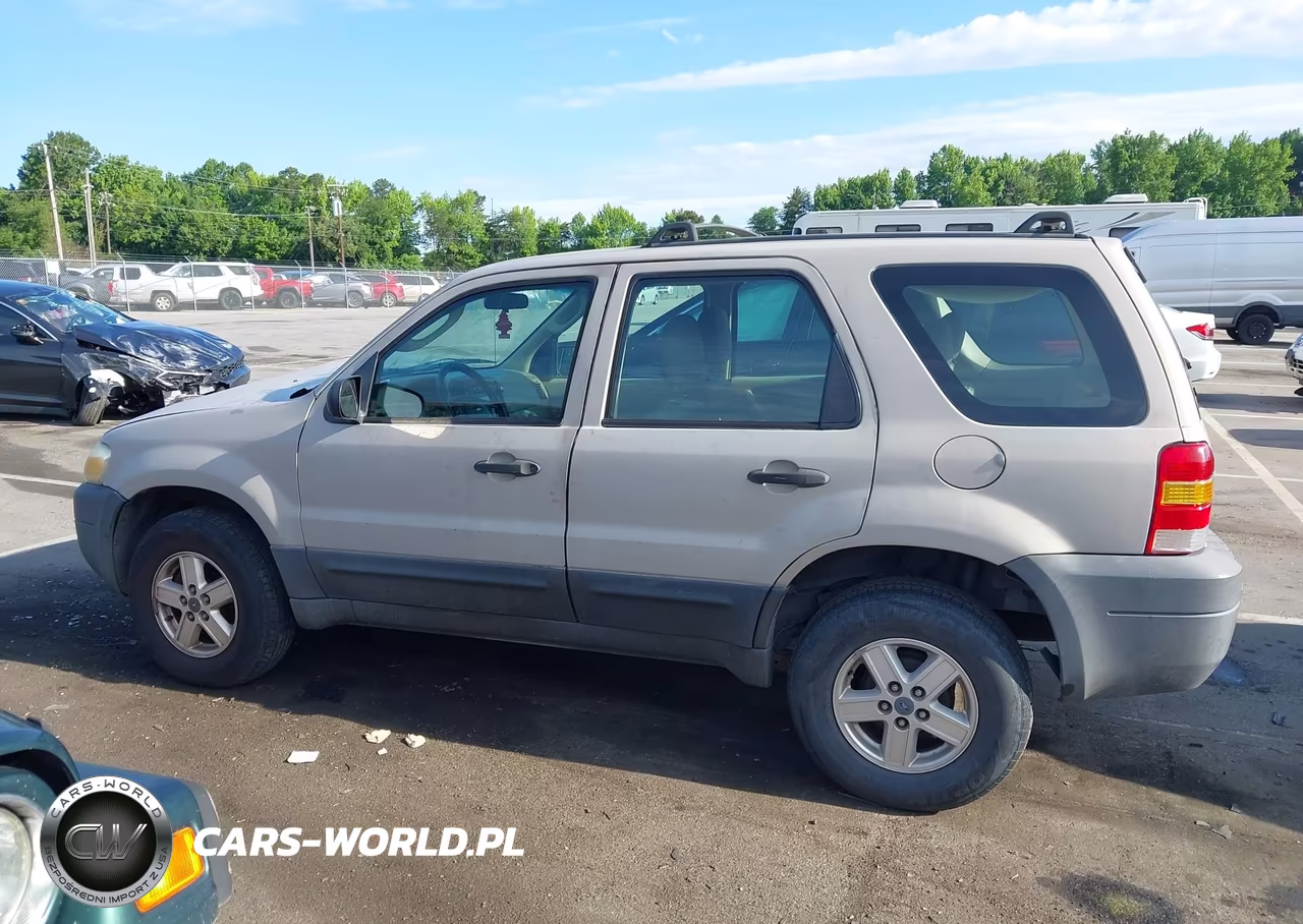 2007 Ford Escape Xls-Xls Manual VIN:1FMYU02ZX7KA30216 - 14
