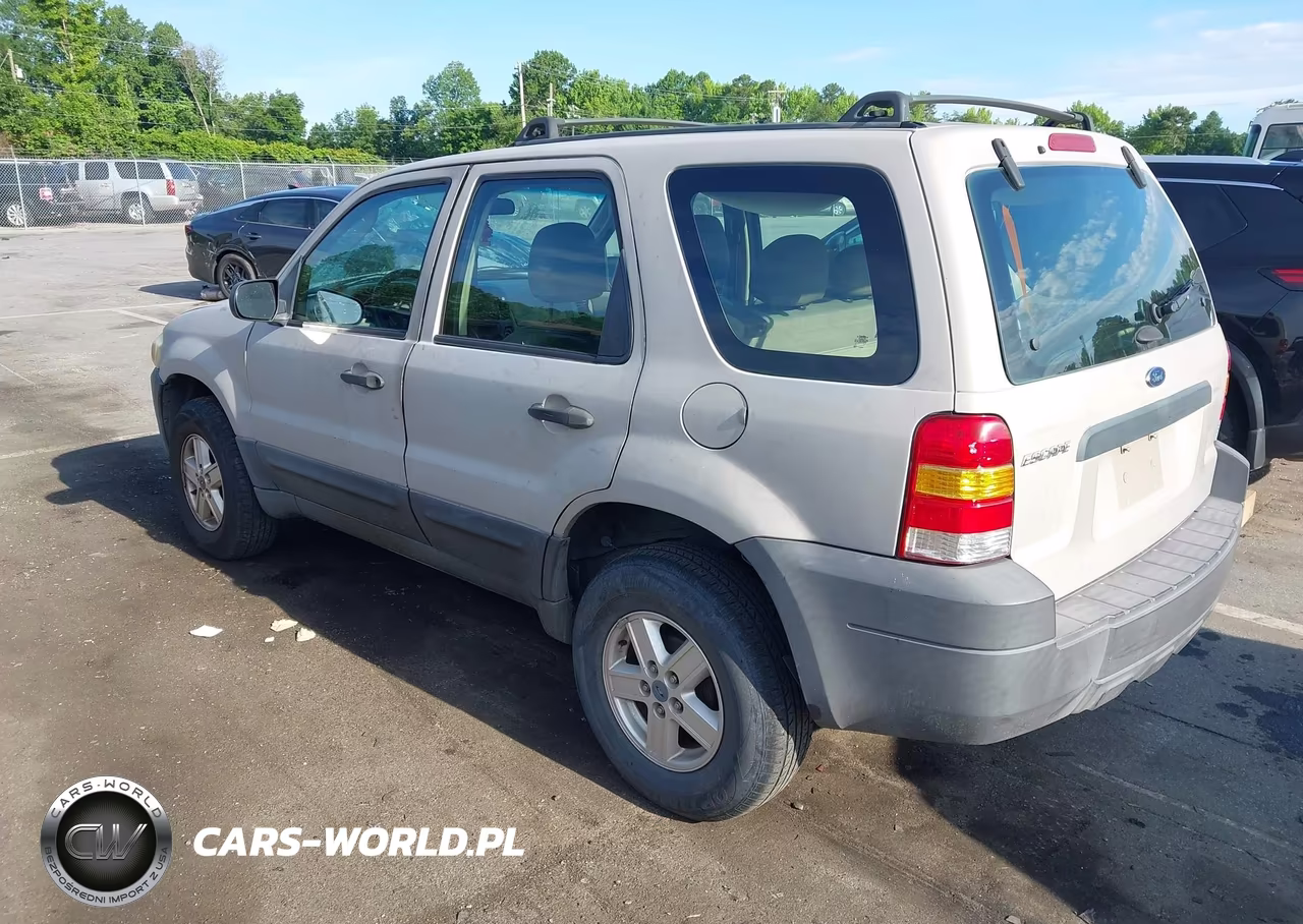 2007 Ford Escape Xls-Xls Manual VIN:1FMYU02ZX7KA30216 - 3