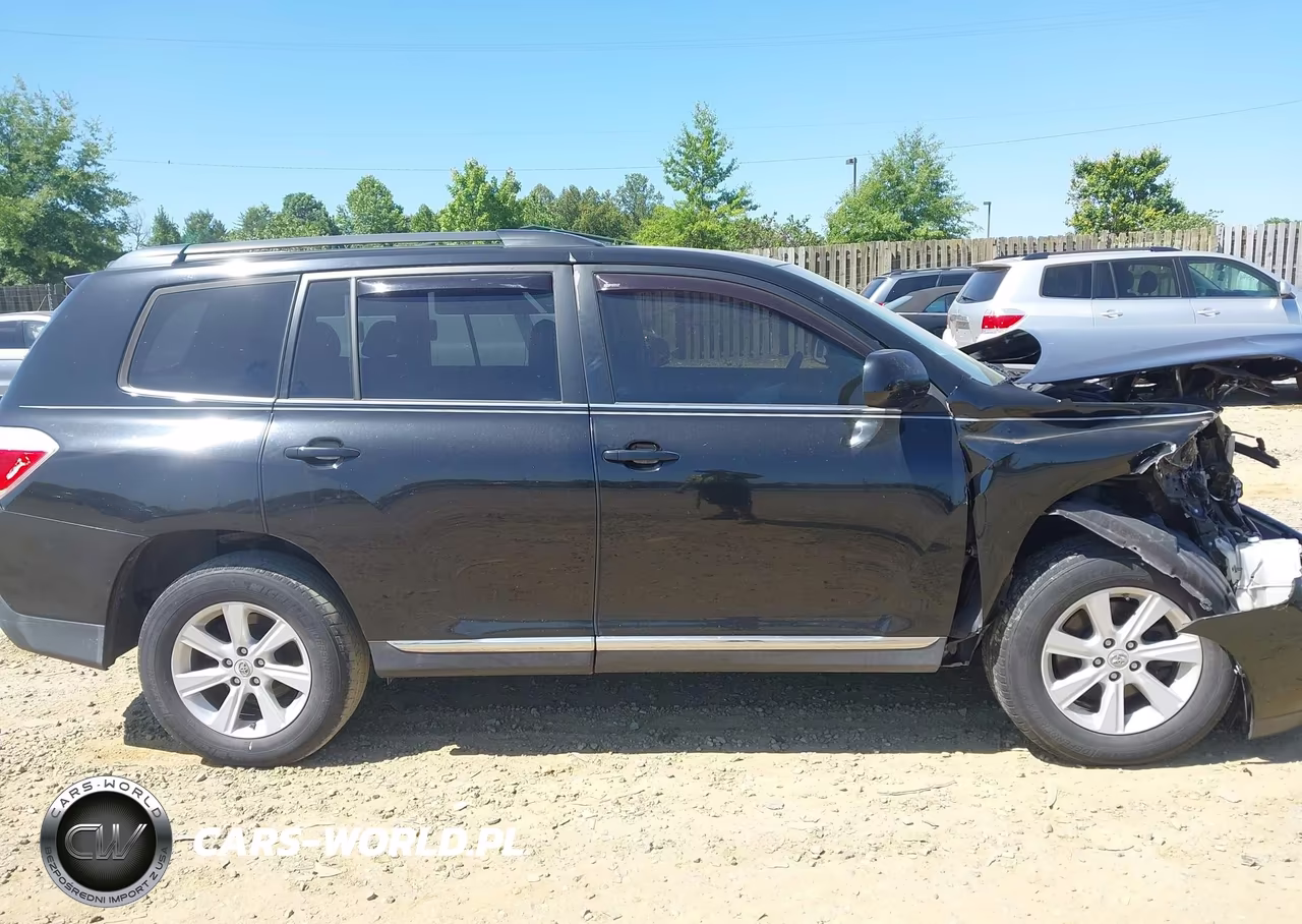 2013 Toyota Highlander Se V6 VIN:5TDBK3EHXDS226729 - 13