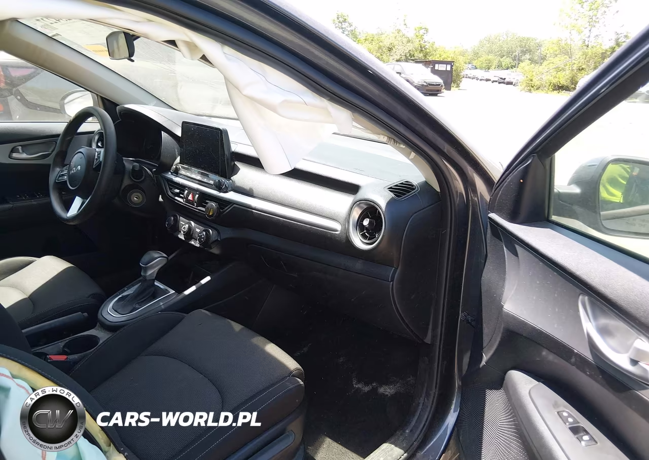 2023 Kia Forte Lxs VIN:3KPF24ADXPE622121 - 5