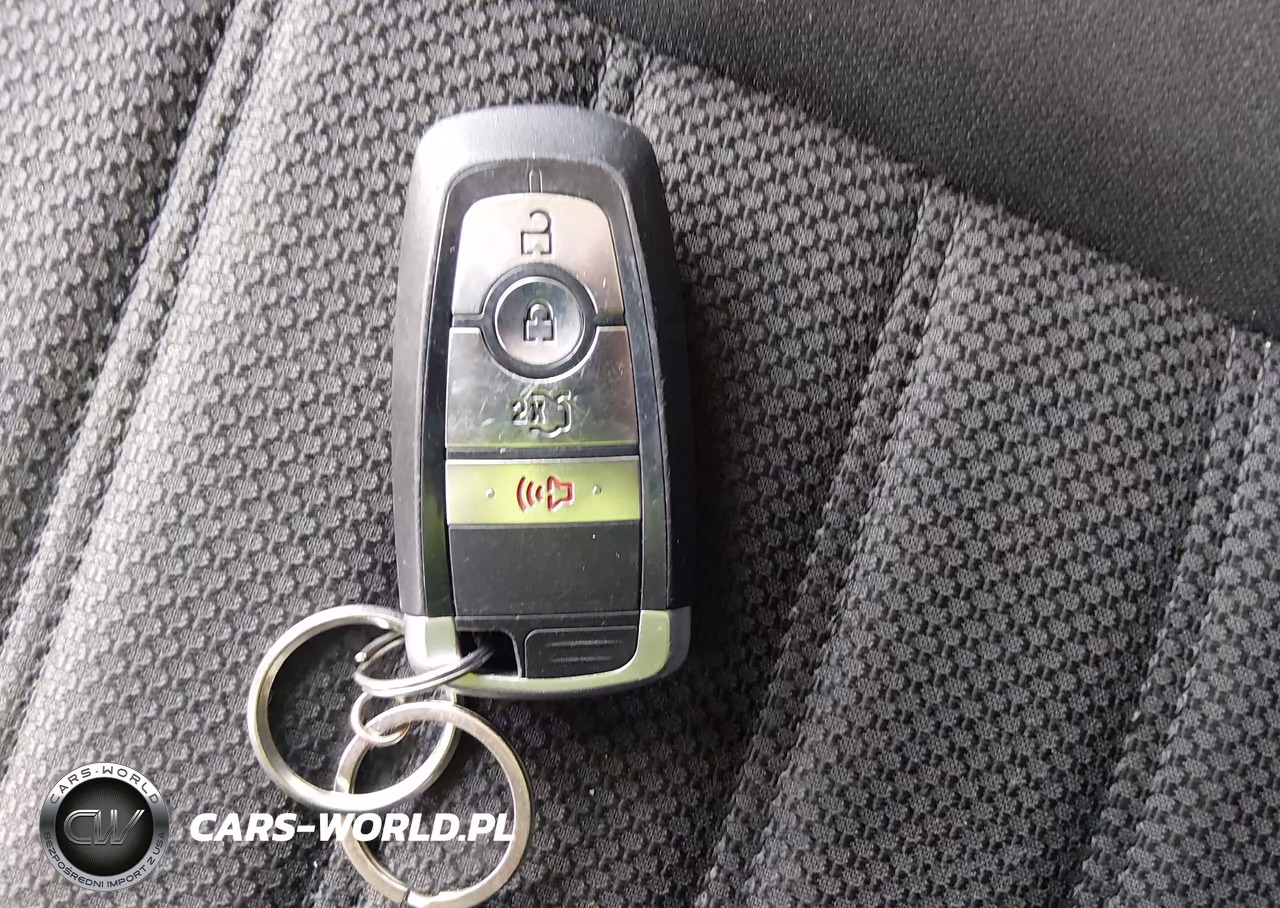 2020 Ford Fusion Se VIN:3FA6P0HD2LR201177 - 11