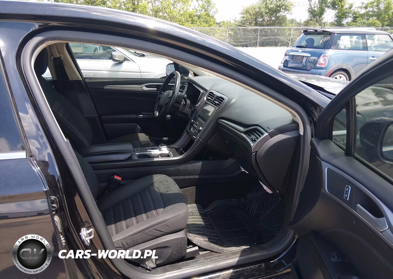 2020 Ford Fusion Se VIN:3FA6P0HD2LR201177 - 5