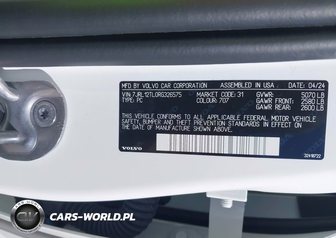 2024 Volvo S60 B5 Plus Dark Theme VIN:7JRL12TL0RG326575 - 9