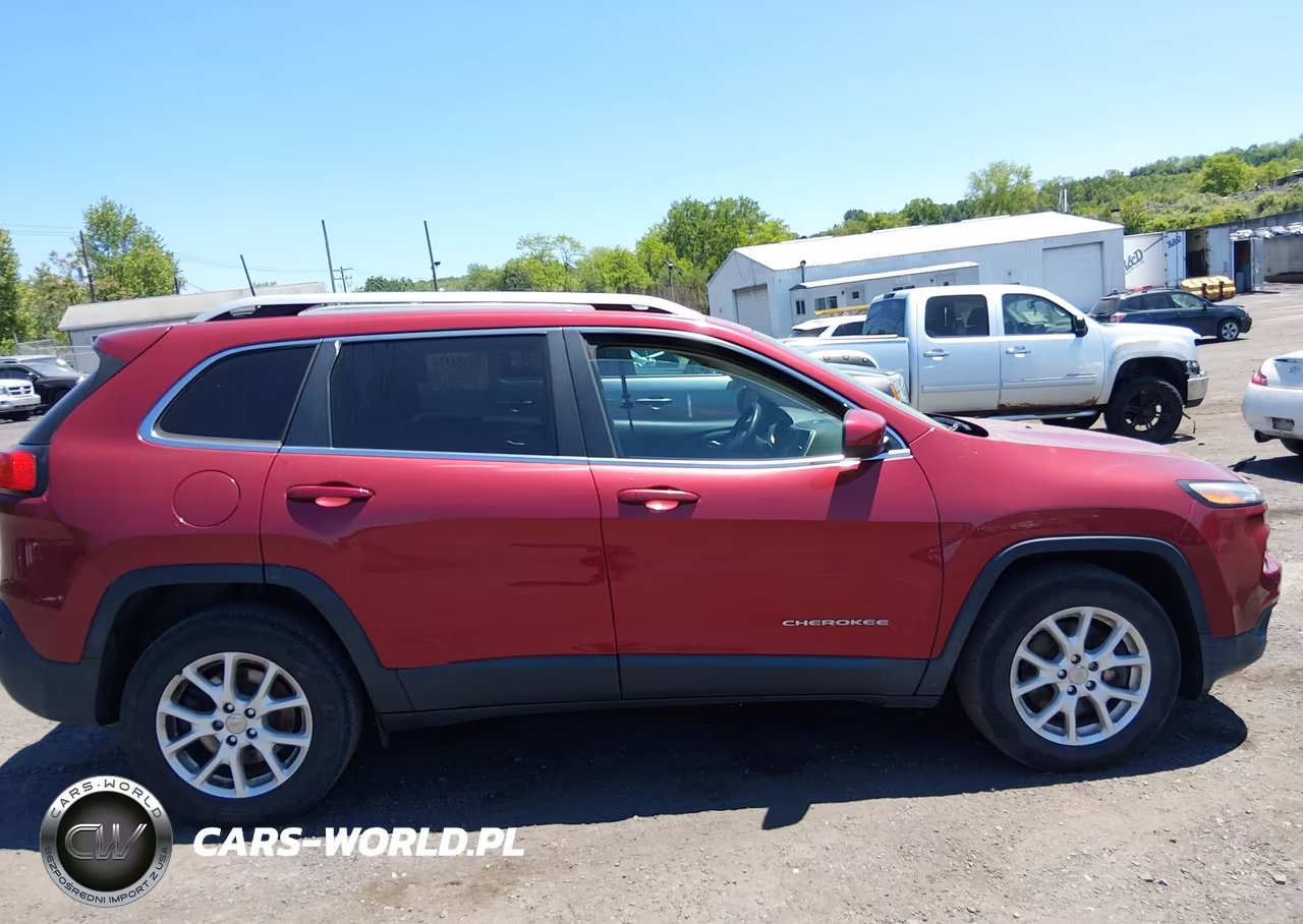 2016 Jeep Cherokee Latitude VIN:1C4PJMCS8GW154804 - 13
