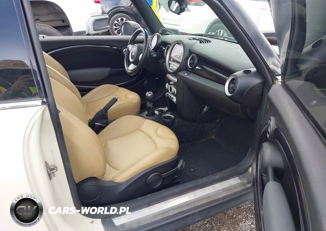 2010 Mini Cooper S VIN:WMWMF7C53ATX42003 - 5