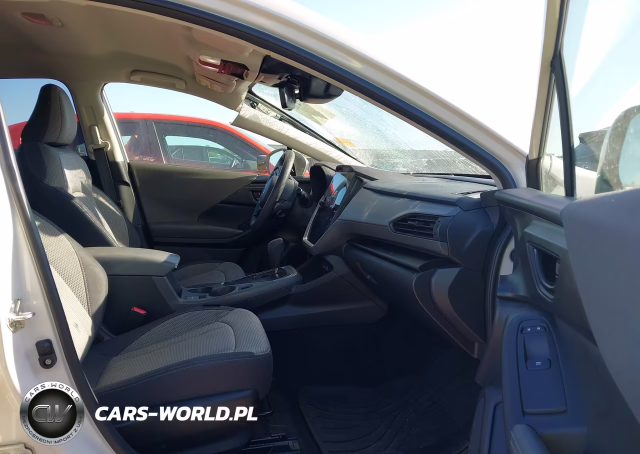 2024 Subaru Crosstrek Premium VIN:JF2GUADC1R8240798 - 5