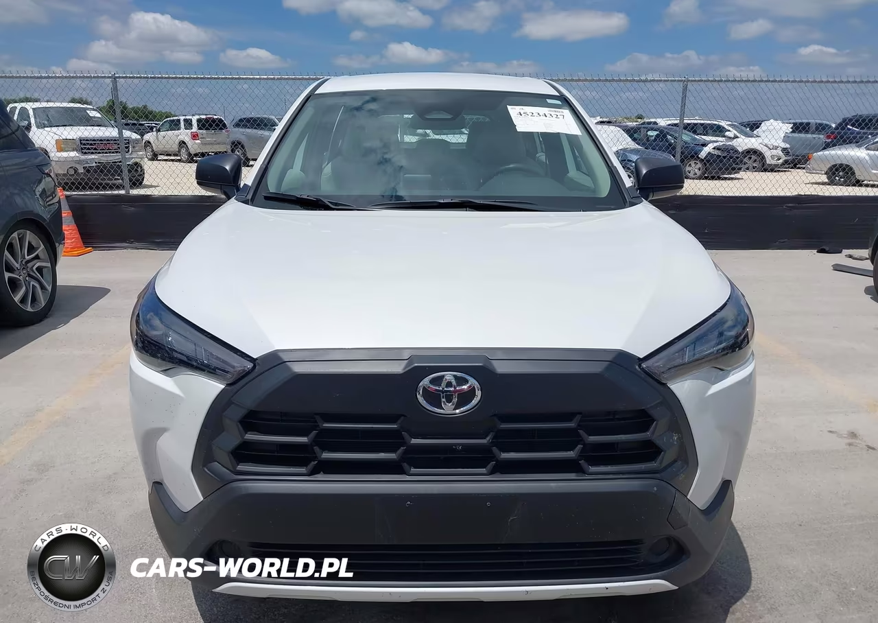2026 Toyota Corolla Cross L VIN:7MUAAAAG1TV164691 - 12