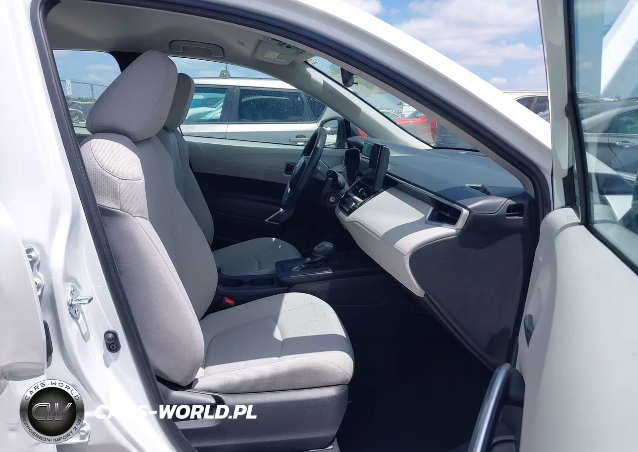 2026 Toyota Corolla Cross L VIN:7MUAAAAG1TV164691 - 5