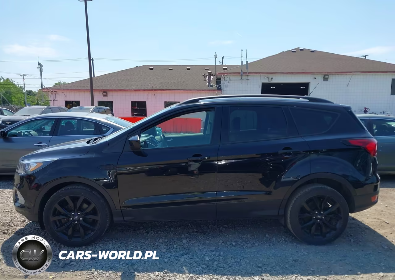 2019 Ford Escape Se VIN:1FMCU9GD3KUA64300 - 14