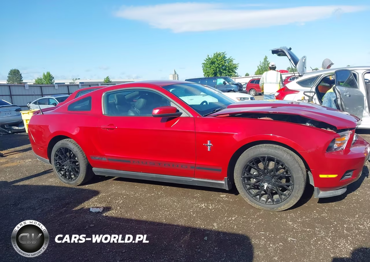 2012 Ford Mustang V6 Premium VIN:1ZVBP8AM4C5286038 - 13