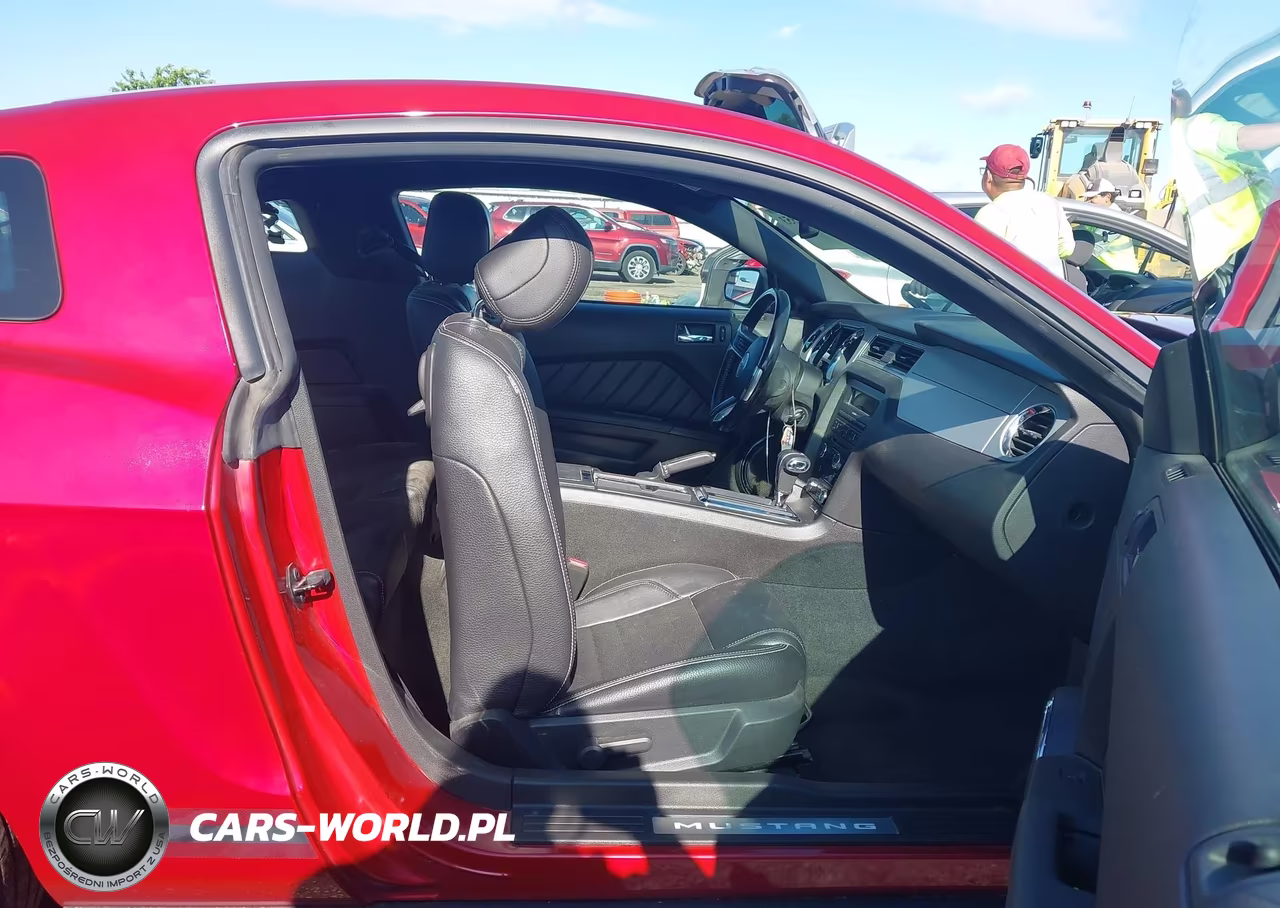 2012 Ford Mustang V6 Premium VIN:1ZVBP8AM4C5286038 - 5