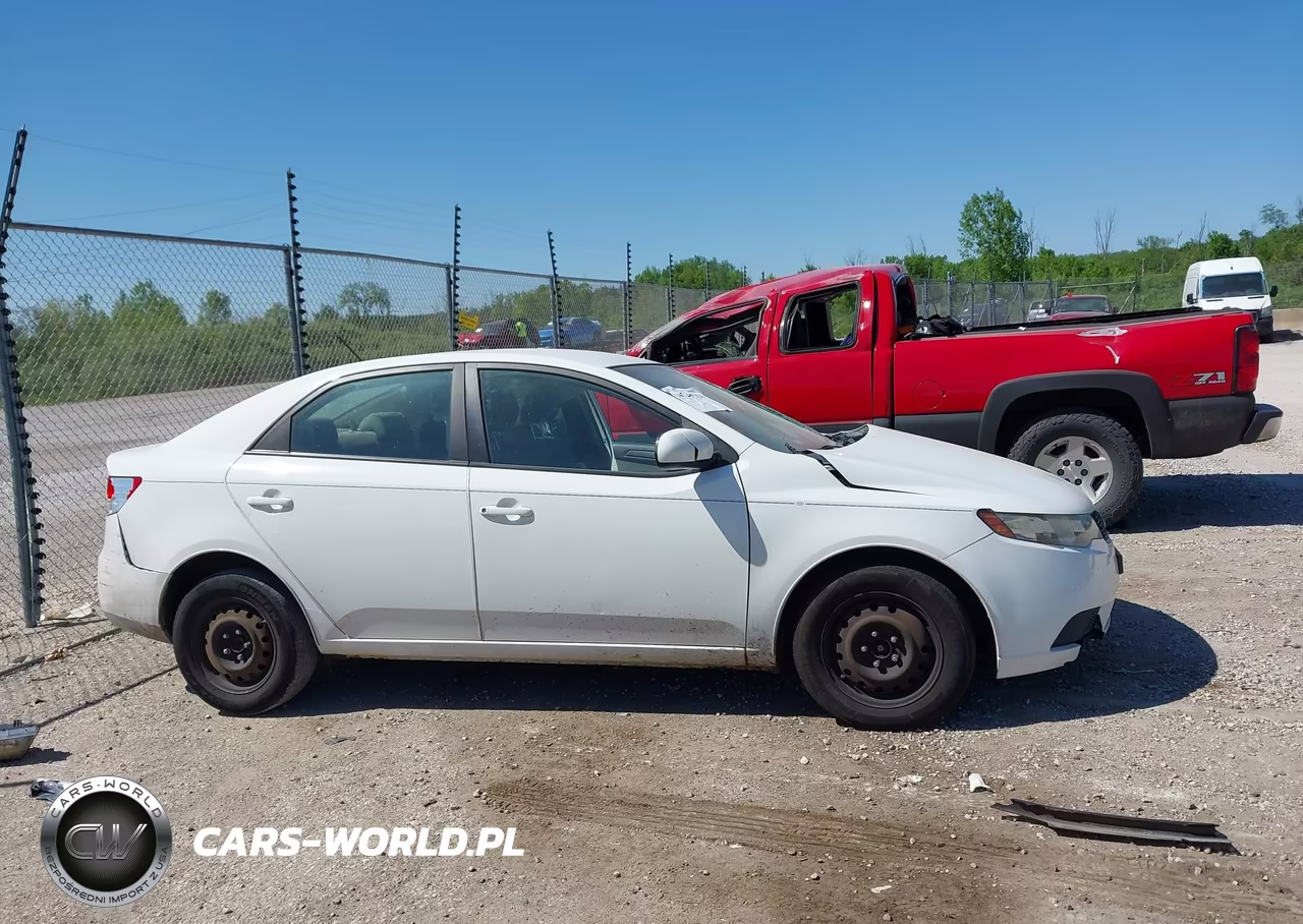 2012 Kia Forte Lx VIN:KNAFT4A21C5526070 - 13