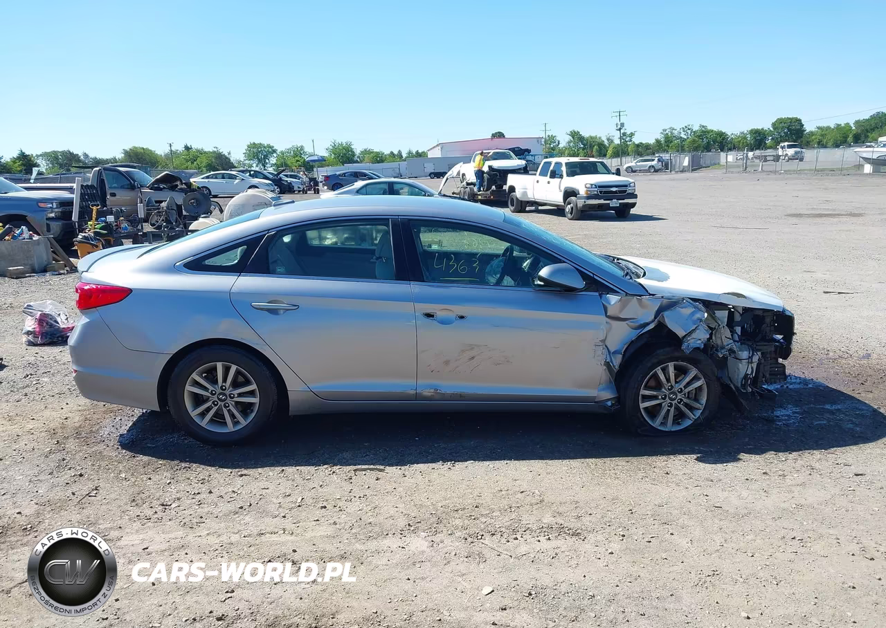 2015 Hyundai Sonata Se VIN:5NPE24AF1FH147241 - 13