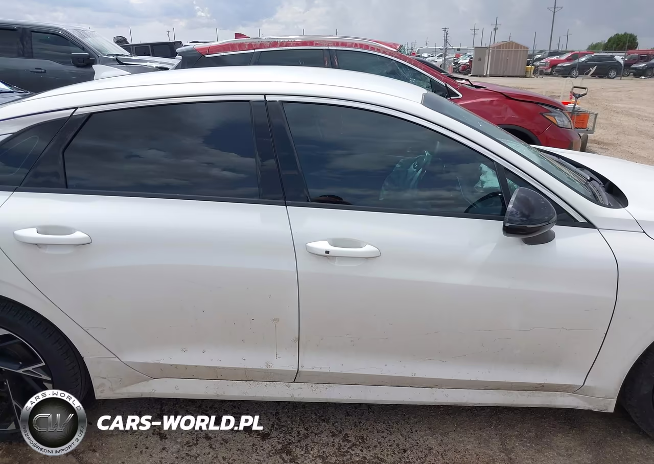 2026 Kia K5 Gt-Line Fwd VIN:KNAG64J75T5460159 - 13