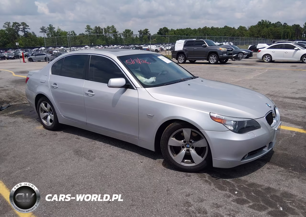 2007 BMW 525I