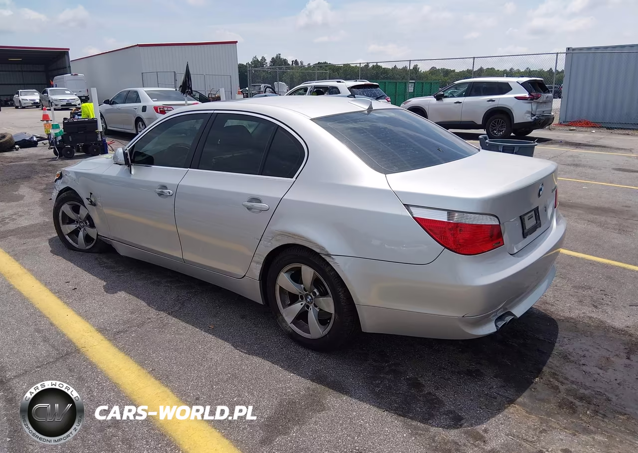 2007 BMW 525I VIN:WBANE53537CY07520 - 3