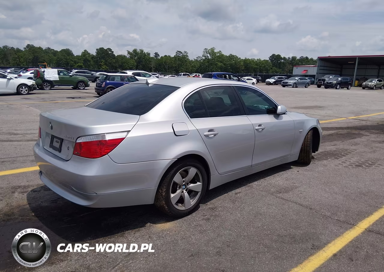 2007 BMW 525I VIN:WBANE53537CY07520 - 4