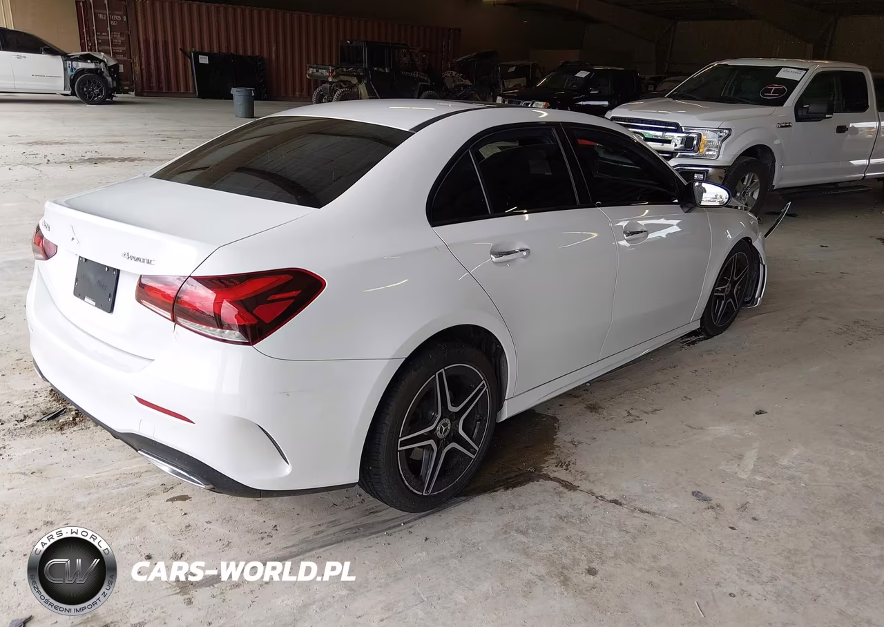 2020 Mercedes-Benz A 220 4Matic VIN:WDD3G4FBXLW036679 - 4