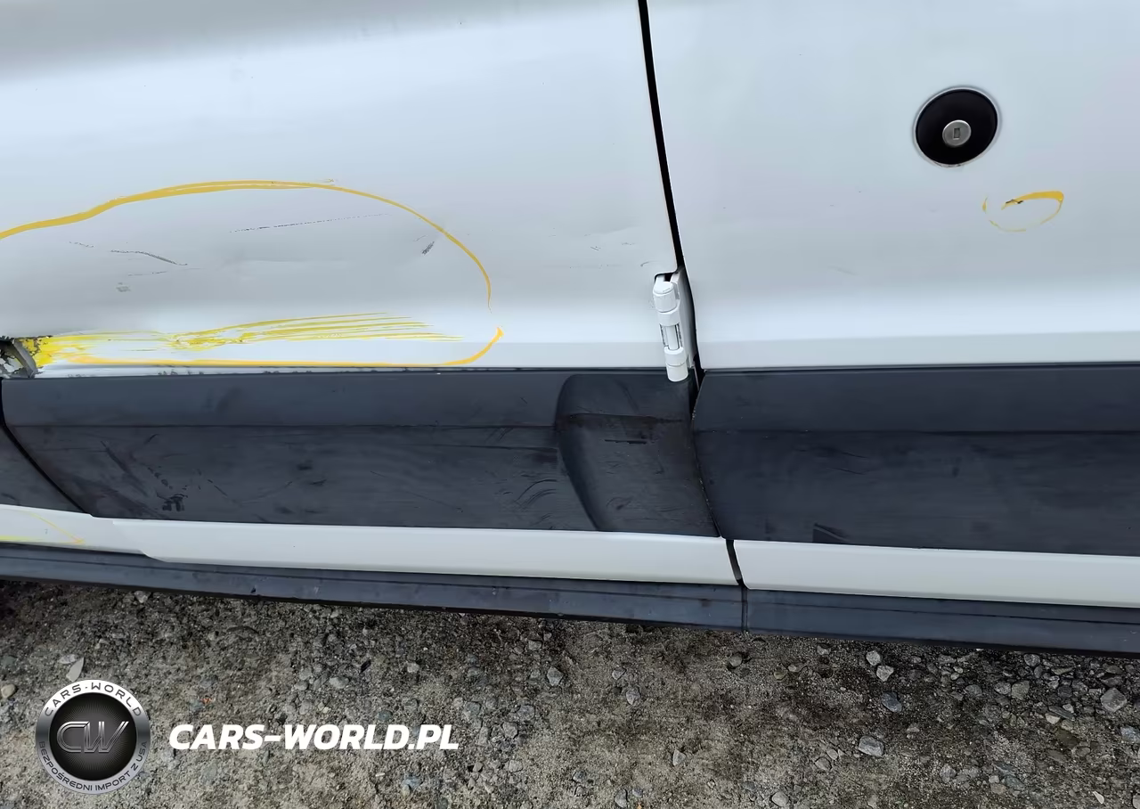 2019 Ford Transit-250 VIN:1FTYR1ZM0KKA03010 - 12