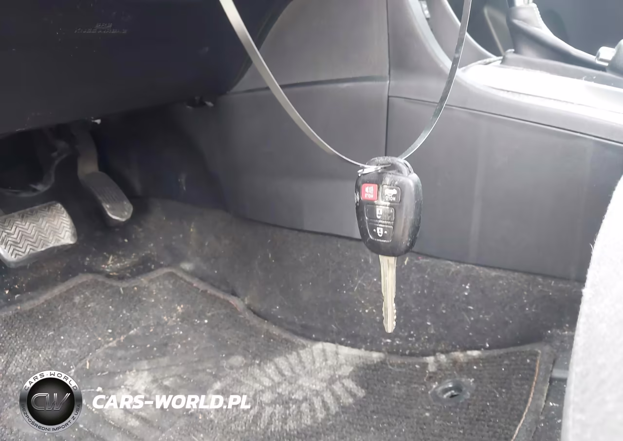 2016 Toyota Corolla Le VIN:2T1BURHE0GC651288 - 11