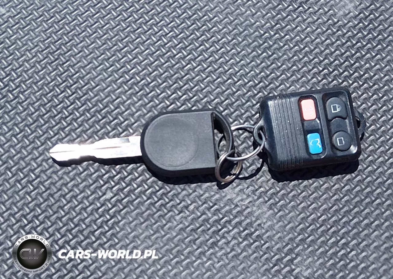 2003 Ford Thunderbird VIN:1FAHP60A23Y101644 - 11