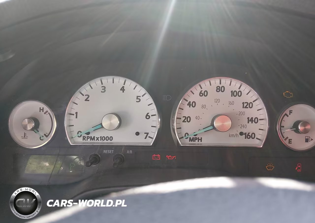 2003 Ford Thunderbird VIN:1FAHP60A23Y101644 - 7