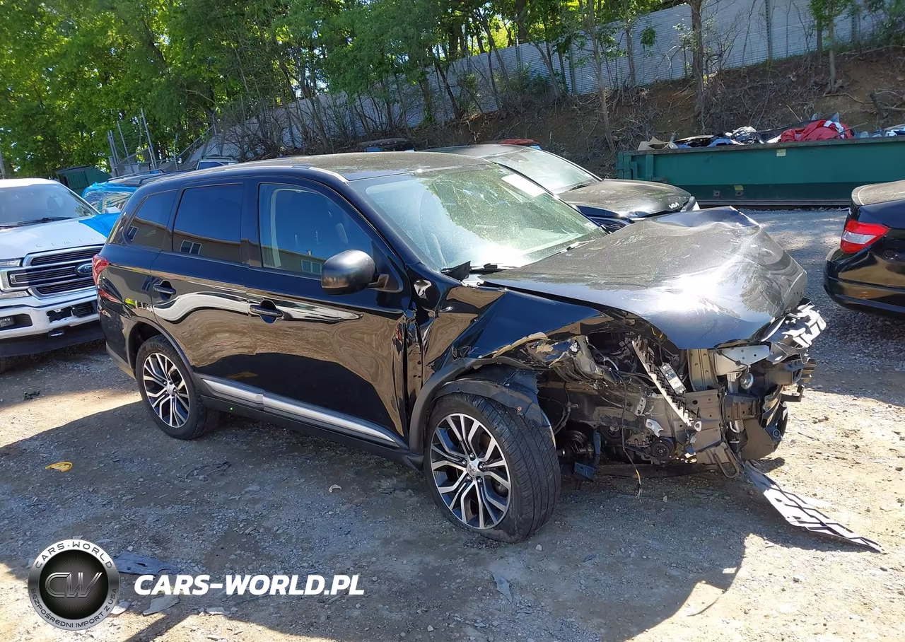 2018 Mitsubishi Outlander Es – zdjęcie 1 z 16