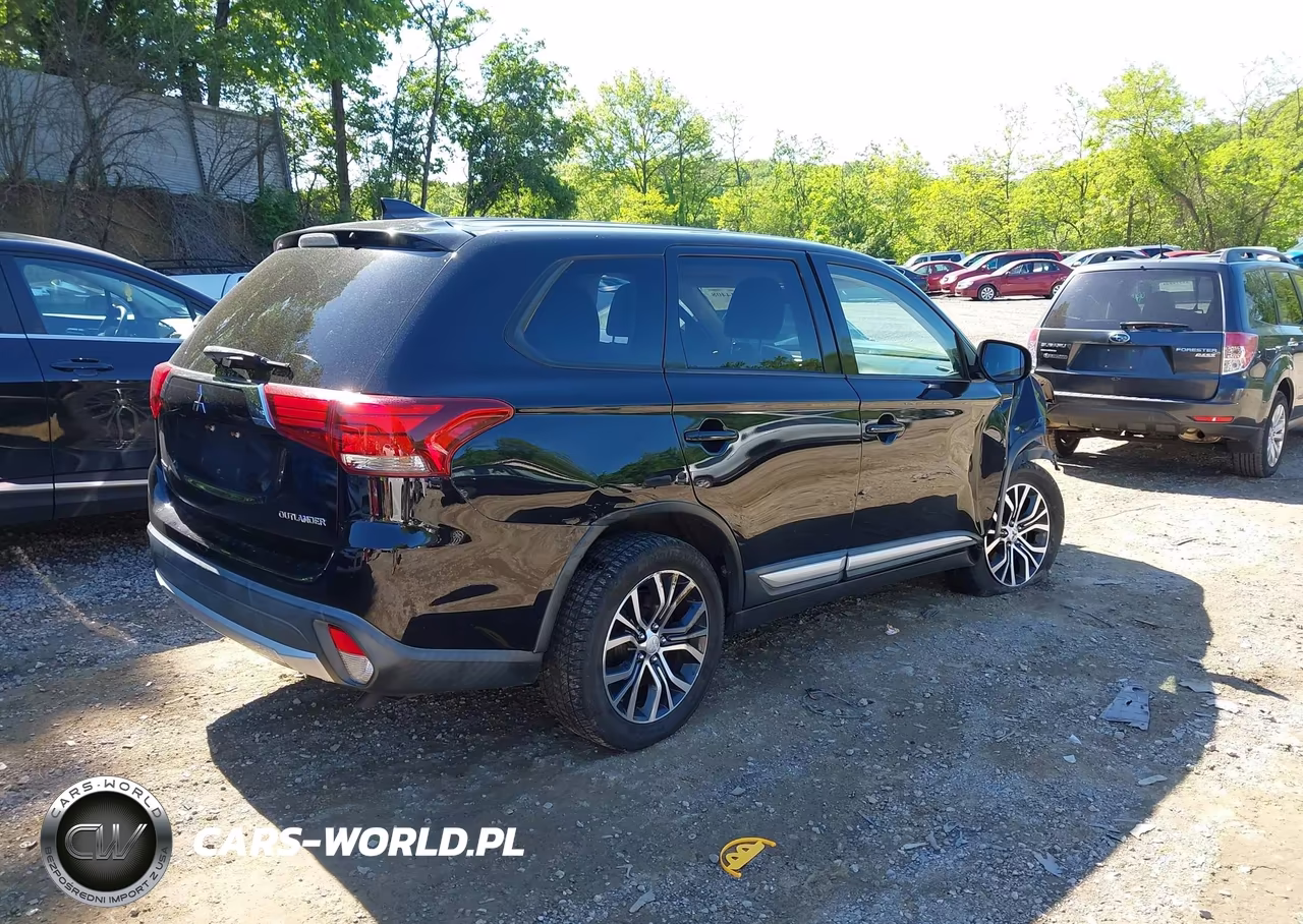 2018 Mitsubishi Outlander Es VIN:JA4AD2A39JJ000324 - 4