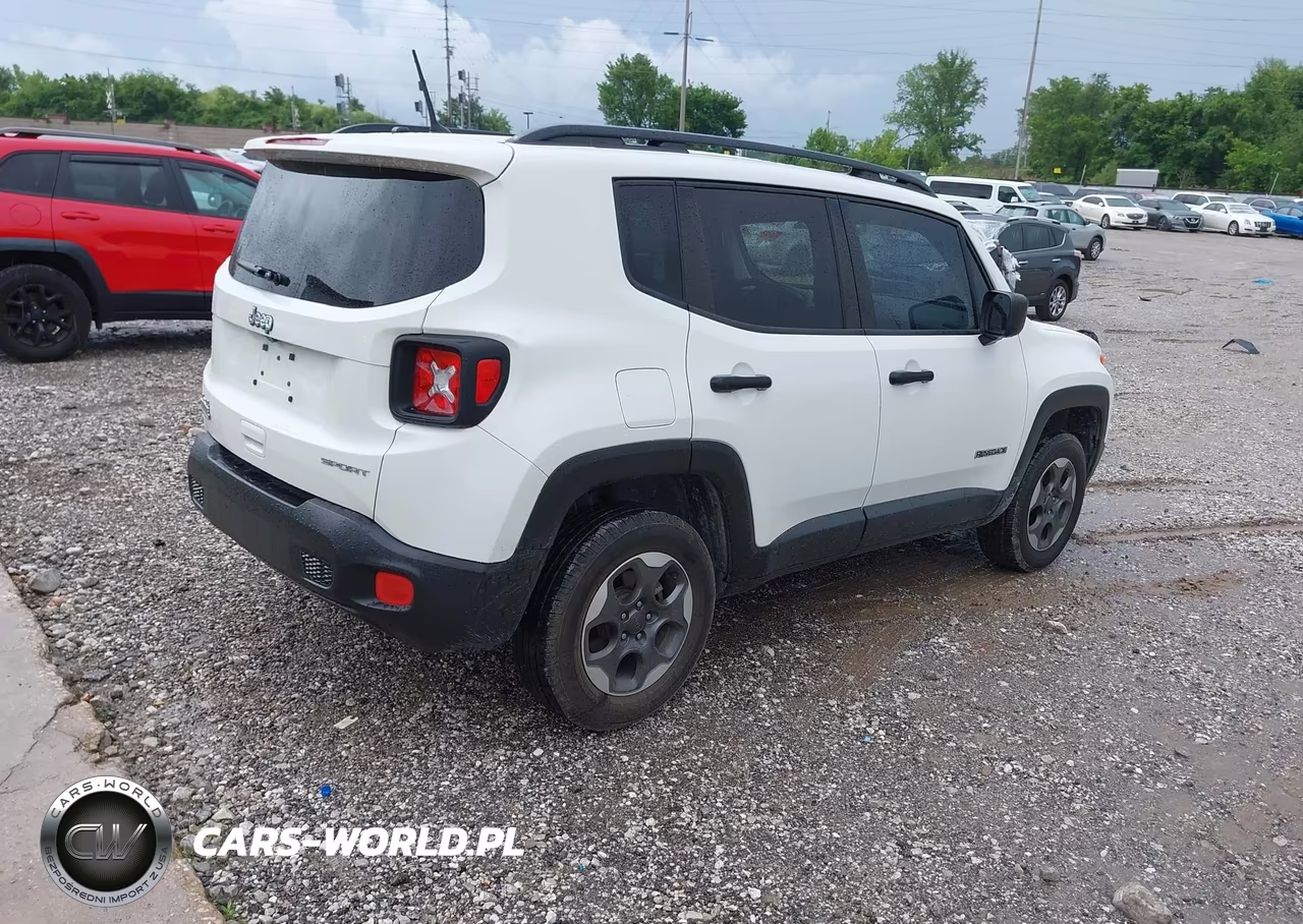 2018 Jeep Renegade Sport 4X4 VIN:ZACCJBABXJPH39037 - 4