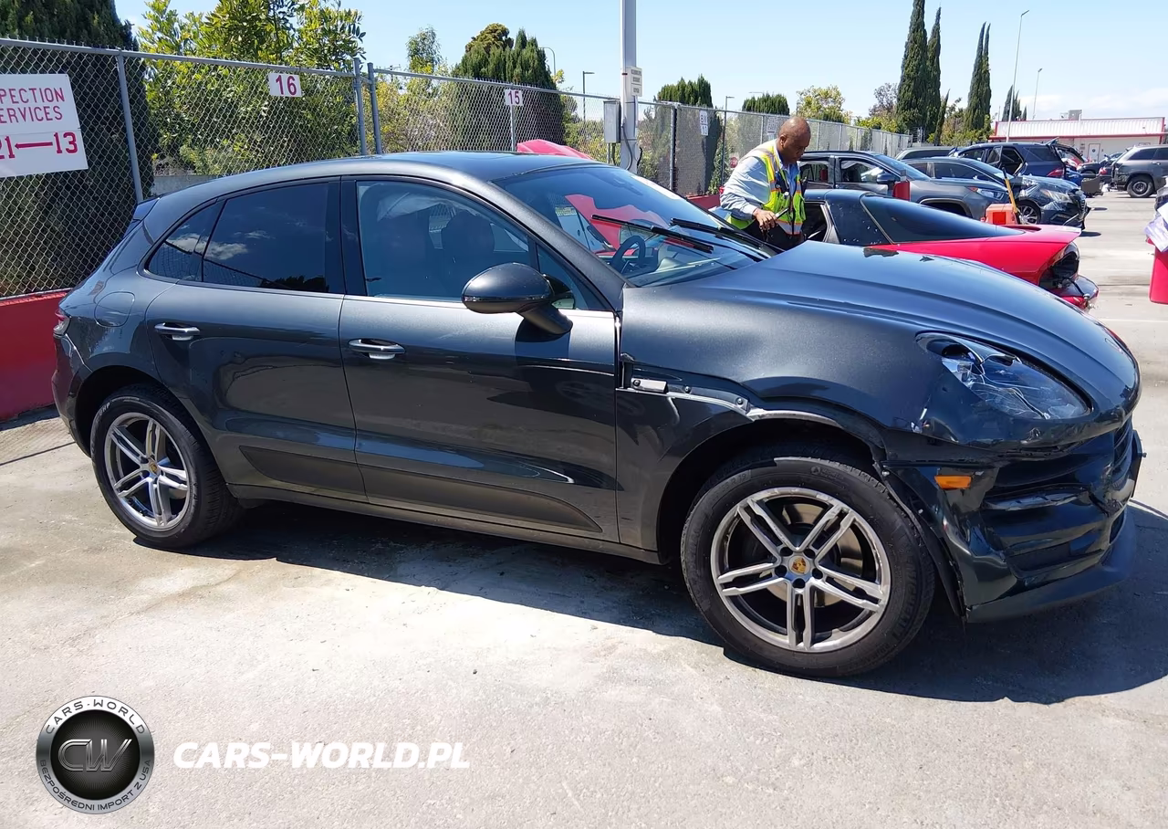 2020 Porsche Macan VIN:WP1AA2A50LLB01600 - 13