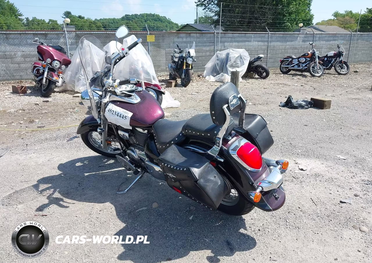 2015 Suzuki Vl800 VIN:JS1VS55A9F2100121 - 3