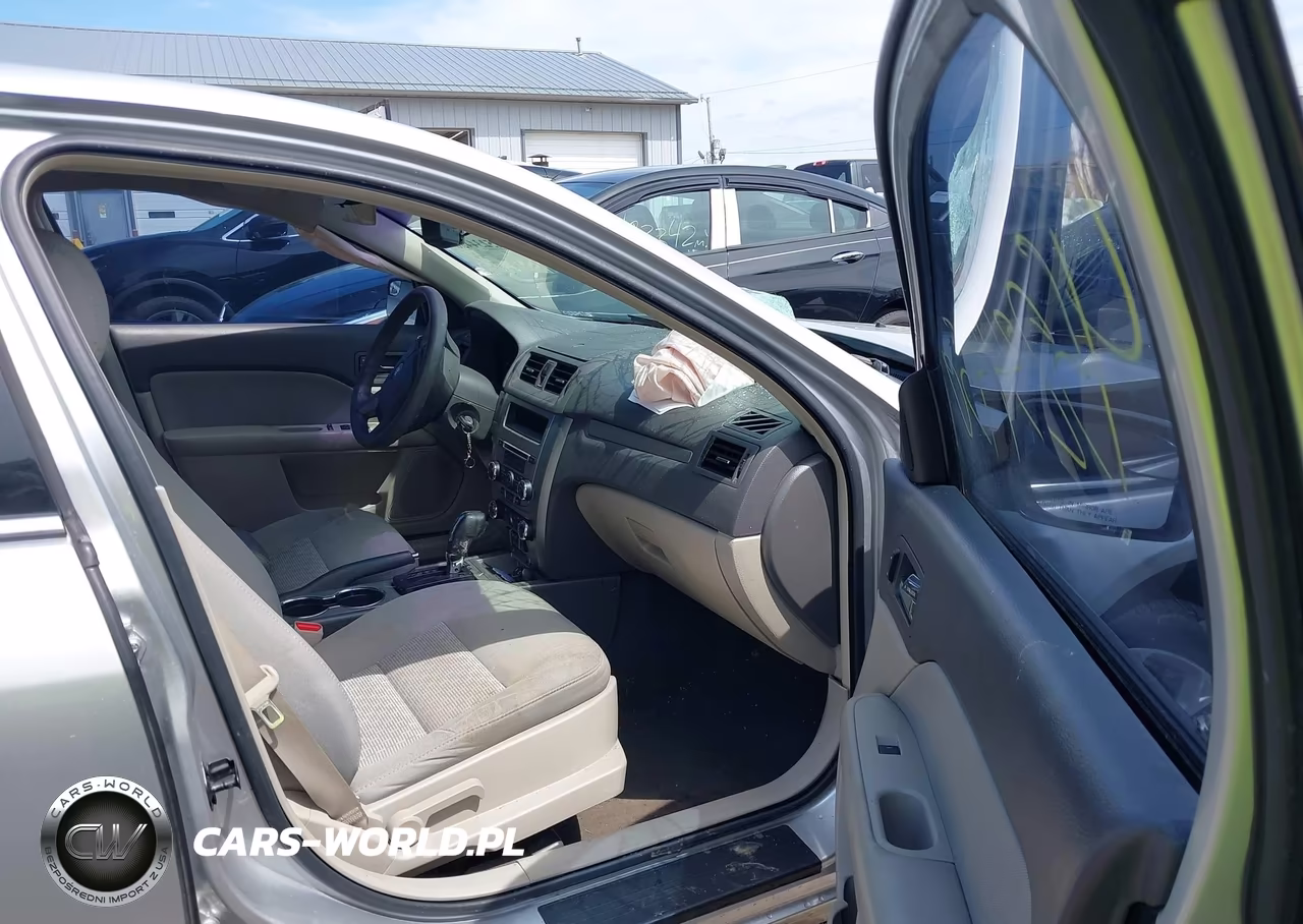 2012 Ford Fusion Se VIN:3FAHP0HA8CR142957 - 5