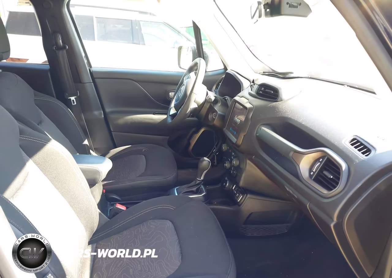 2023 Jeep Renegade Upland 4X4 VIN:ZACNJDB1XPPP70515 - 5