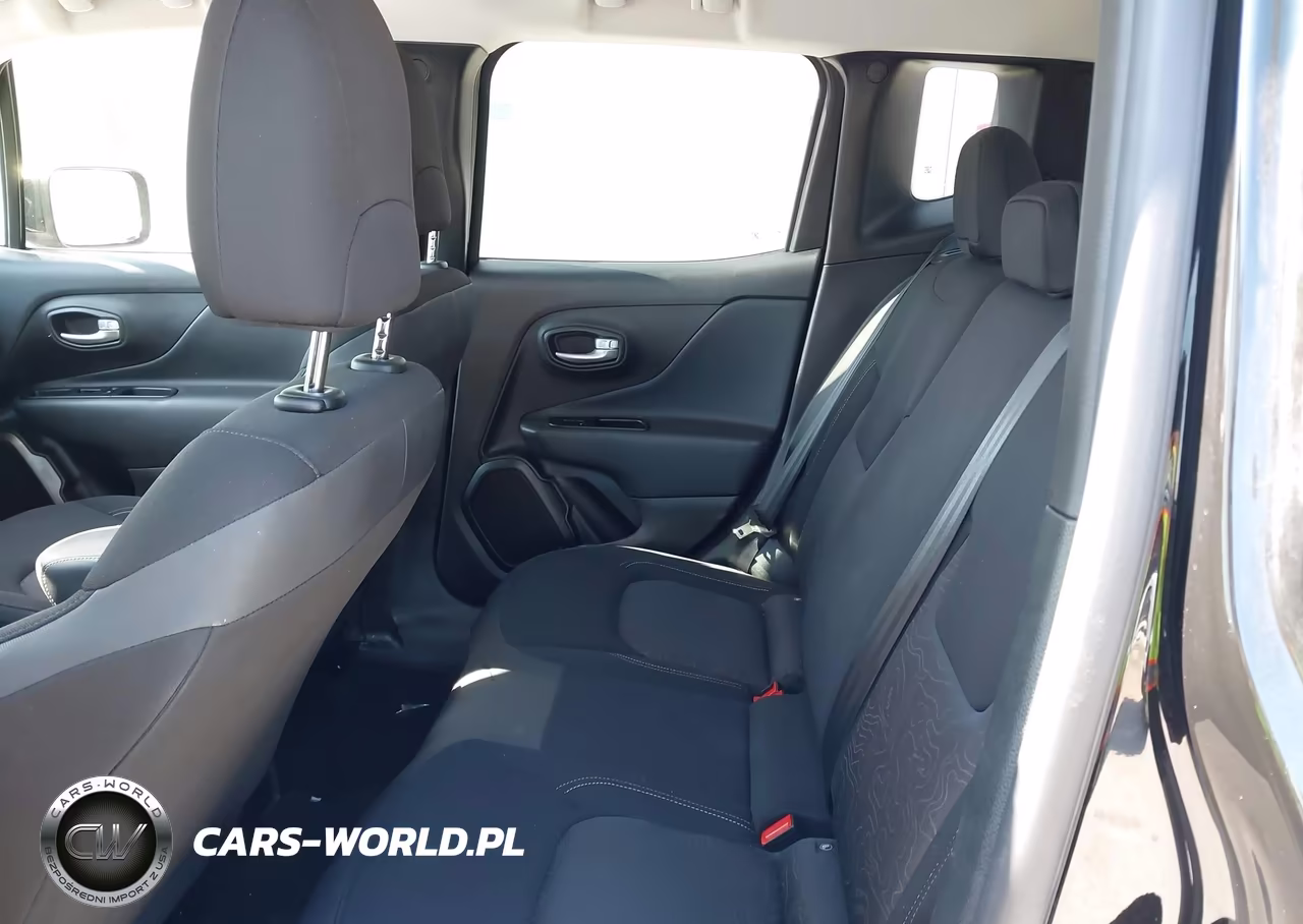 2023 Jeep Renegade Upland 4X4 VIN:ZACNJDB1XPPP70515 - 8