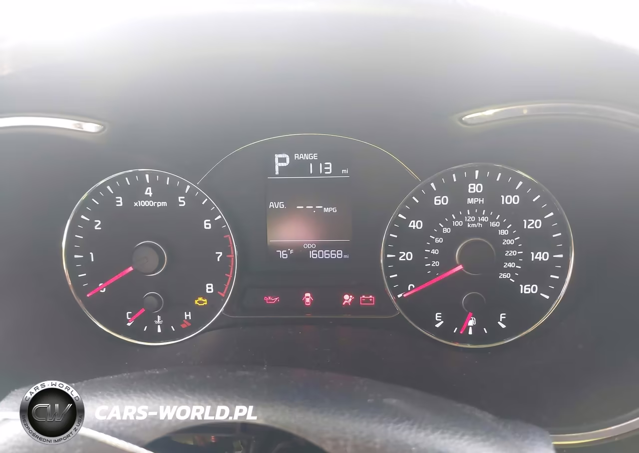 2017 Kia Forte Lx VIN:3KPFK4A7XHE158341 - 7